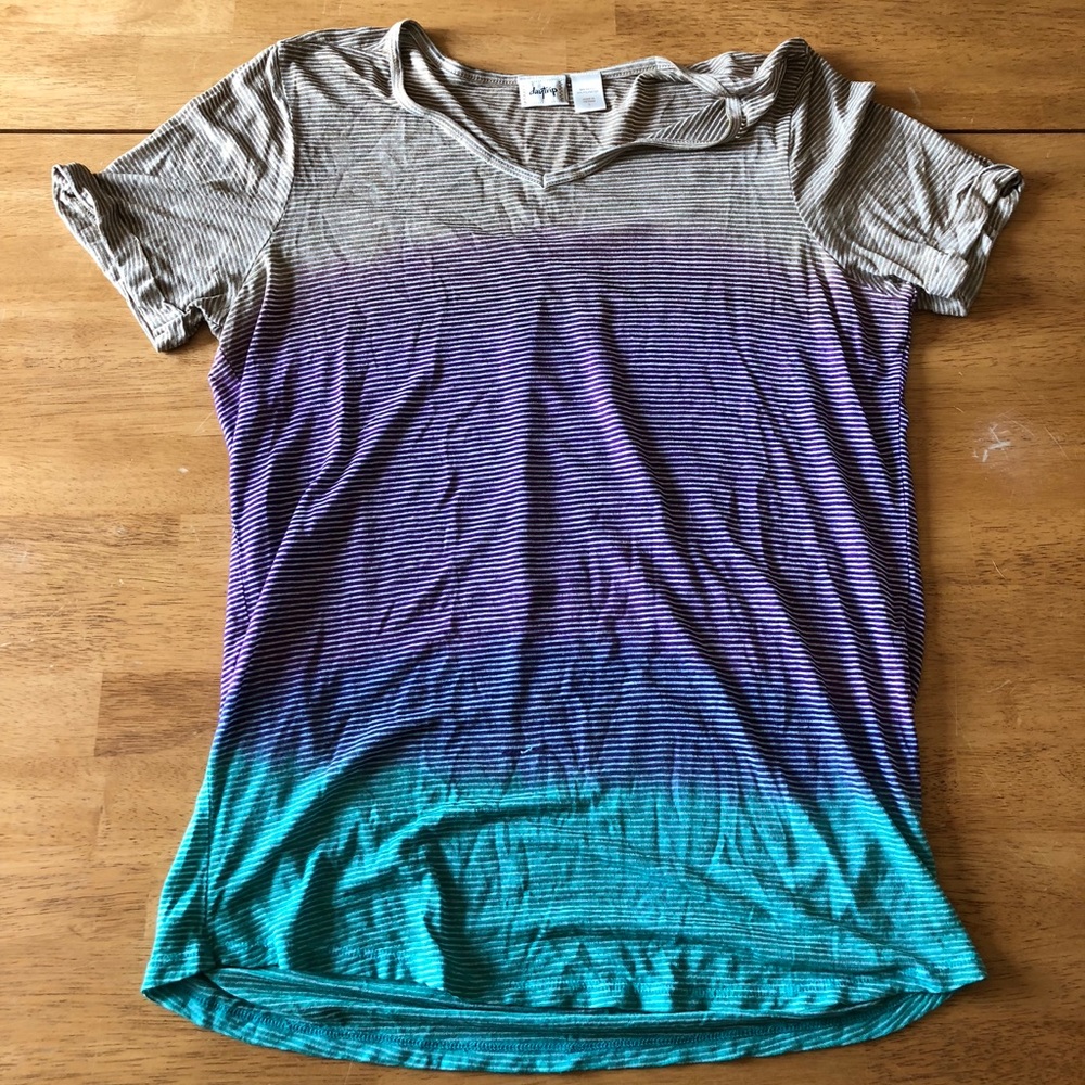 Daytrip Tee - Size Large